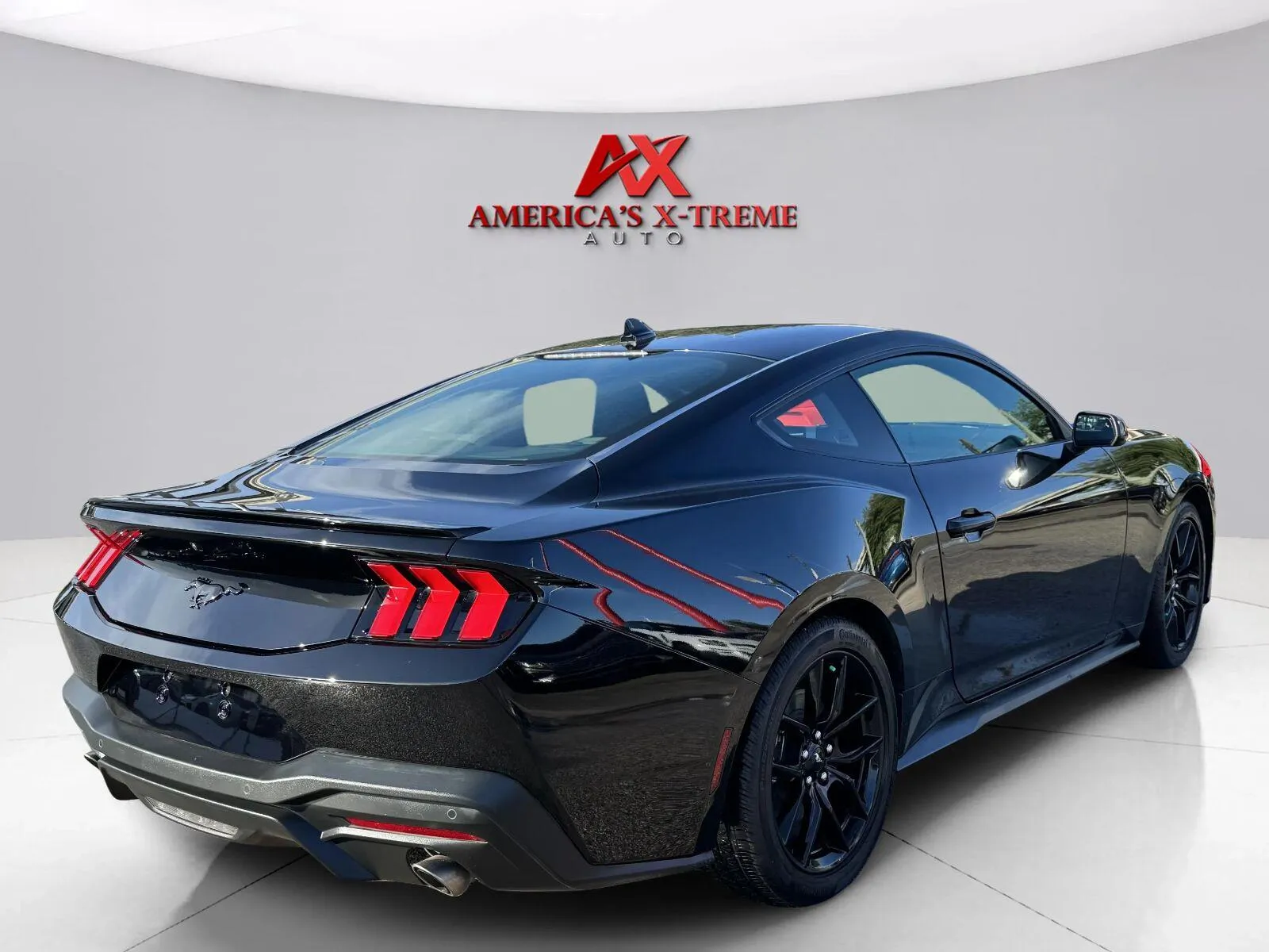 Ford Mustang photo 6