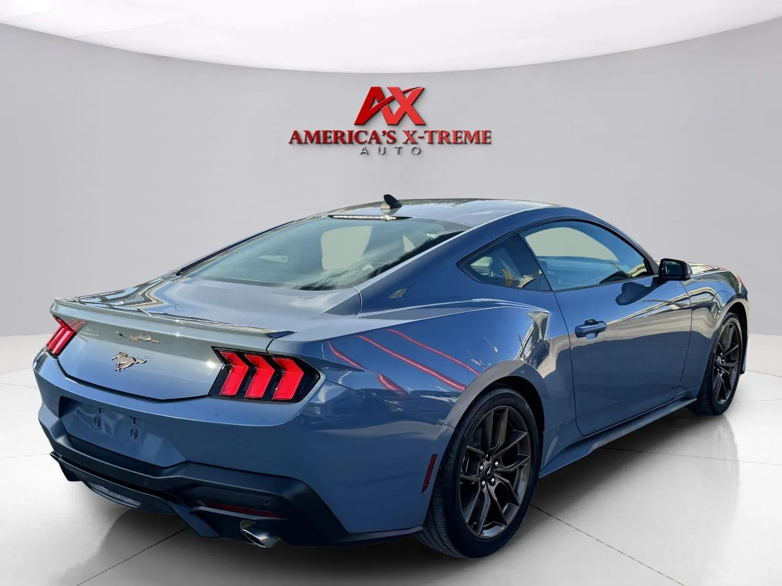 Ford Mustang photo 6