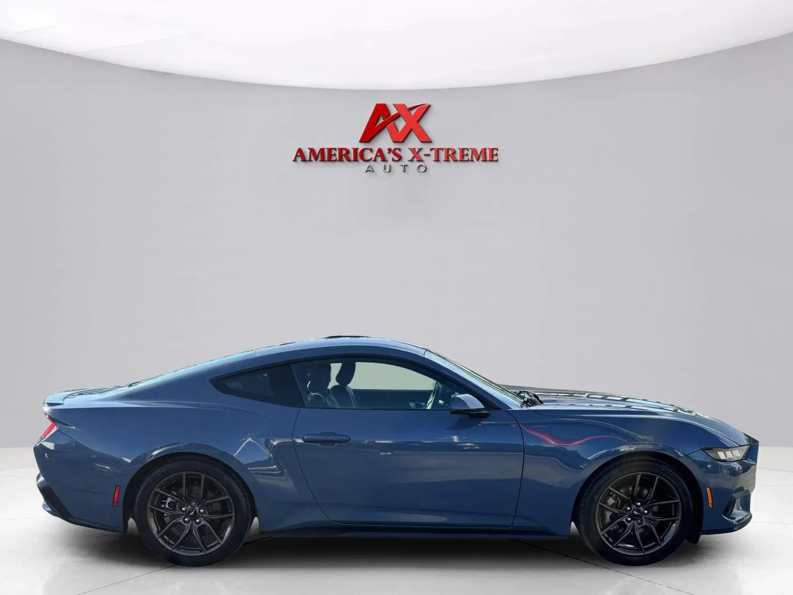 Ford Mustang photo 7