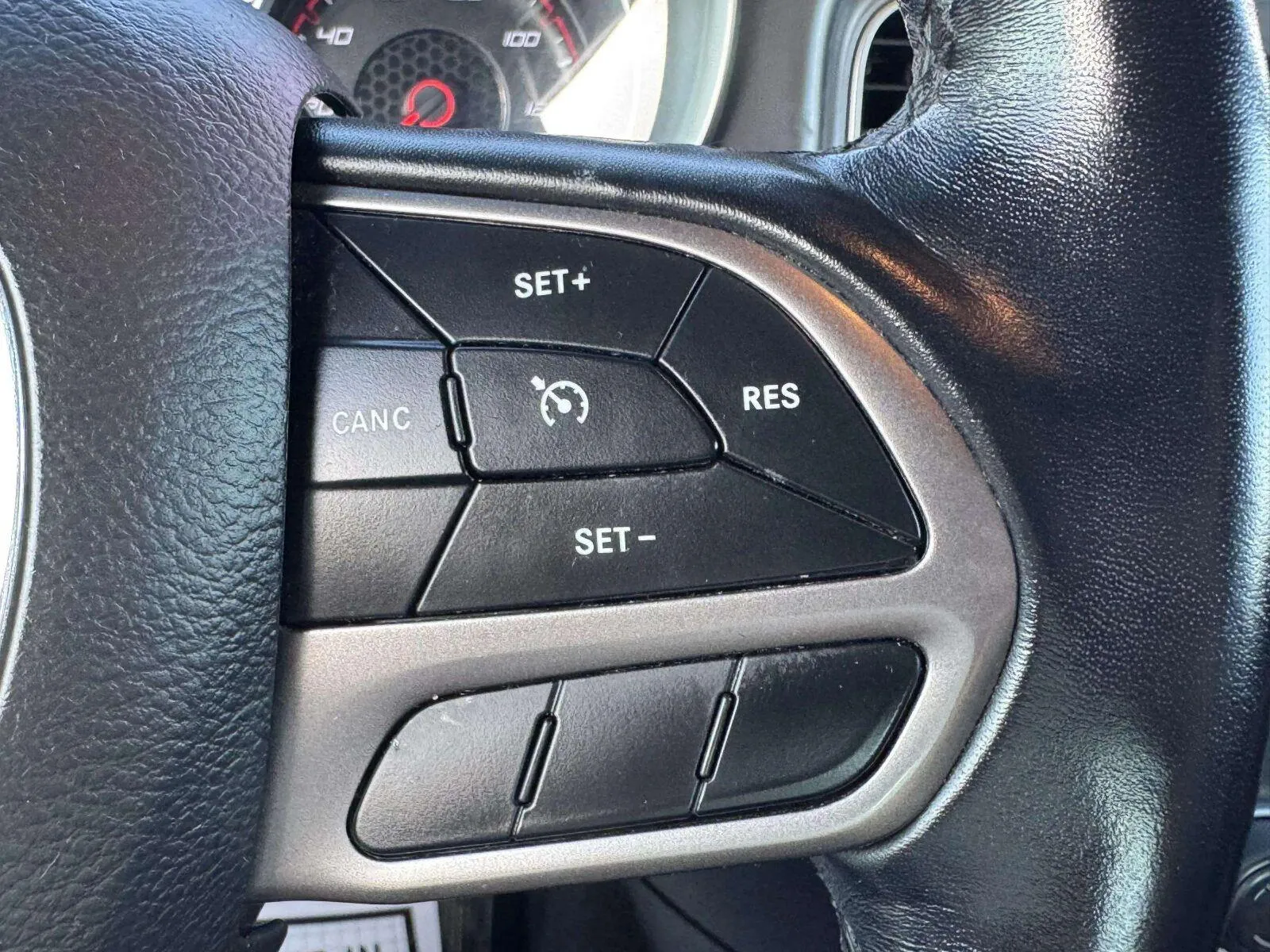 Dodge Charger photo 24