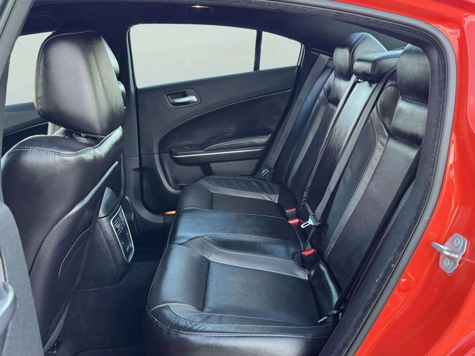 Dodge Charger photo 28