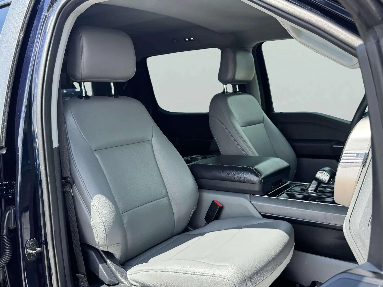 Ford F-150 photo 25