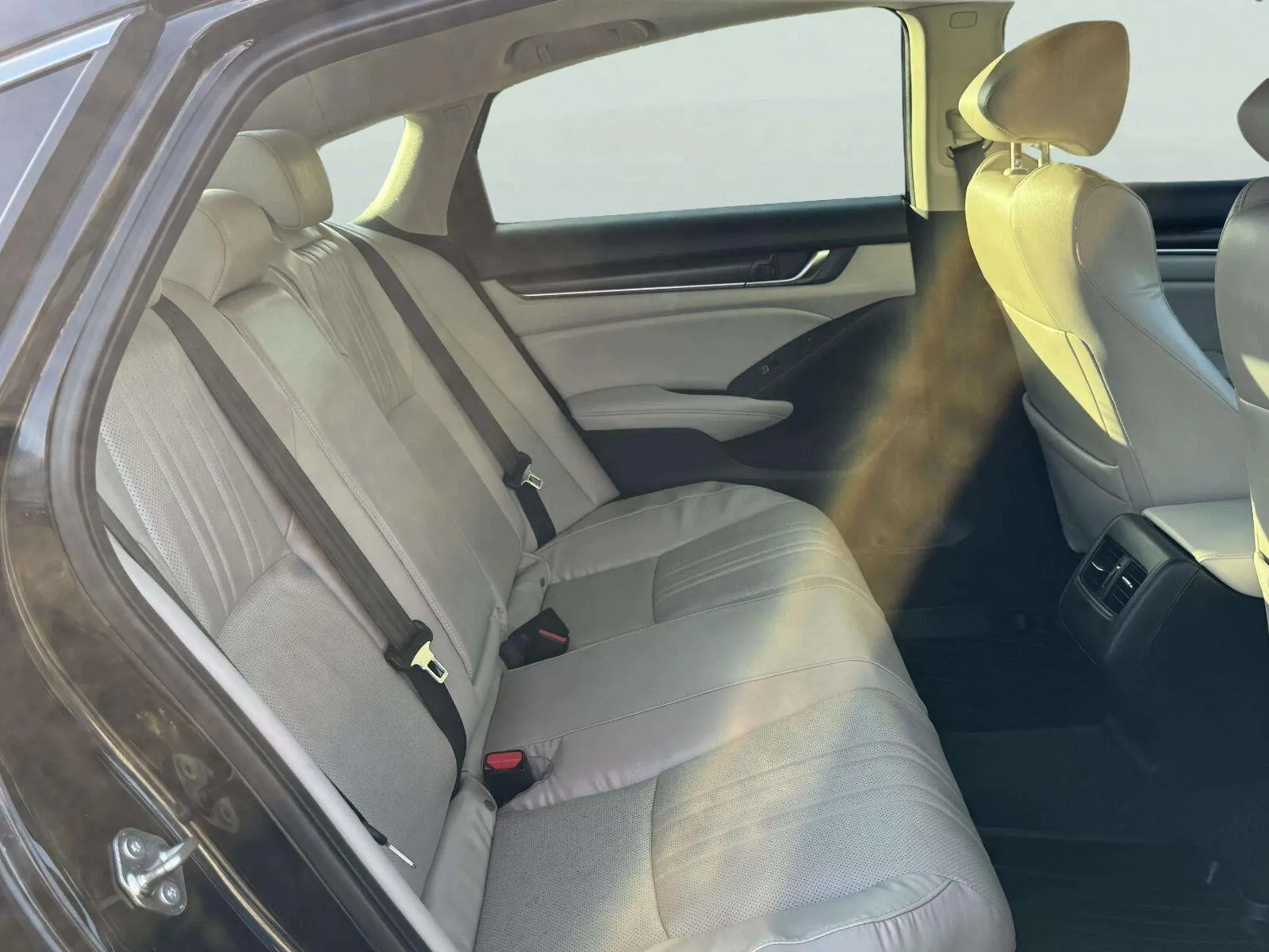 Honda Accord photo 22