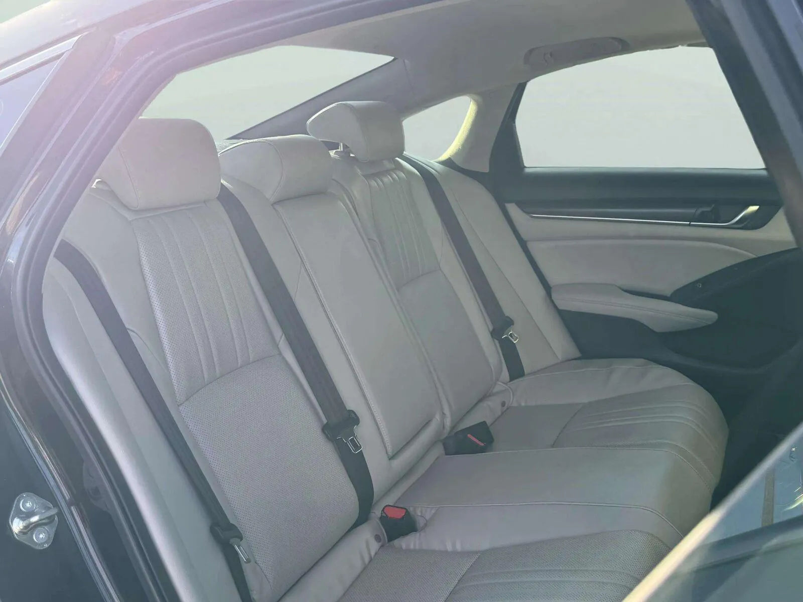 Honda Accord photo 25
