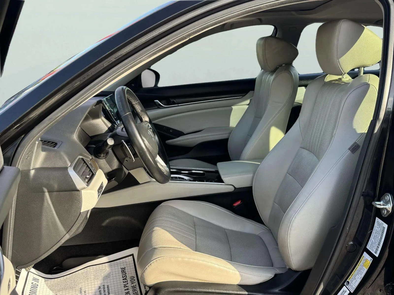 Honda Accord photo 38