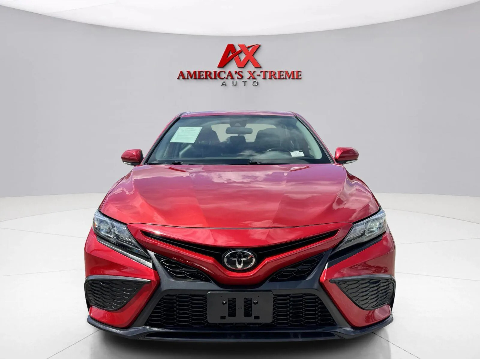 Toyota Camry photo 9