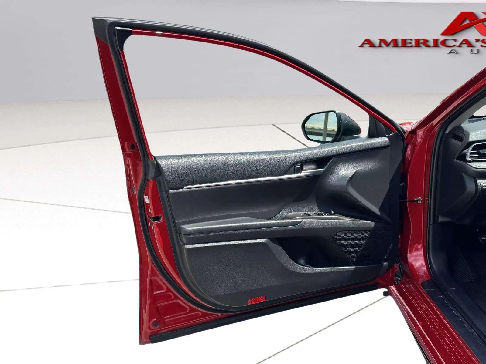 Toyota Camry photo 11