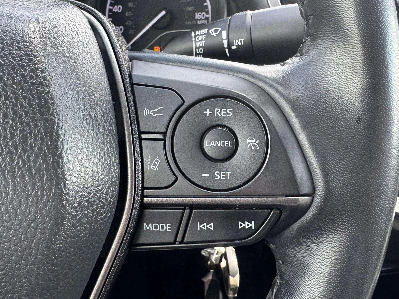 Toyota Camry photo 19