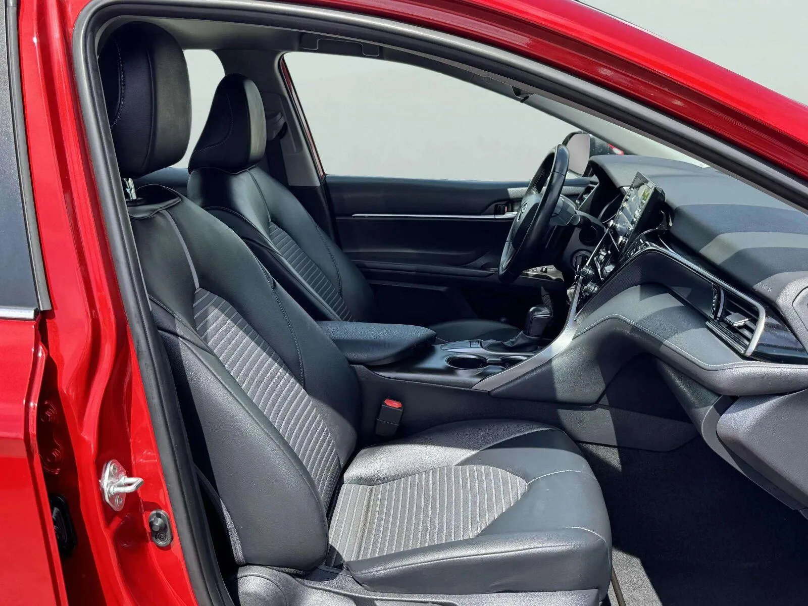 Toyota Camry photo 34