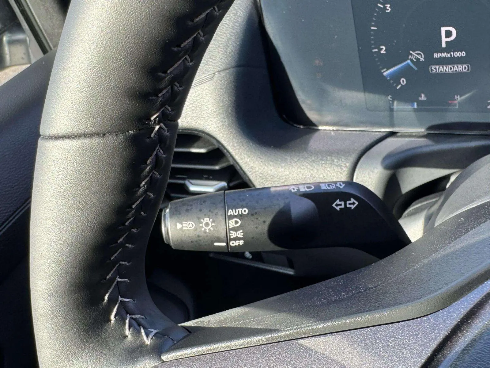 Nissan Sentra photo 14
