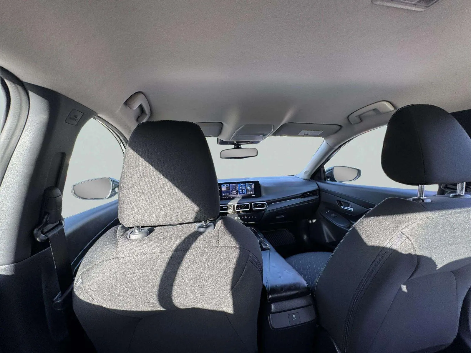 Nissan Sentra photo 32