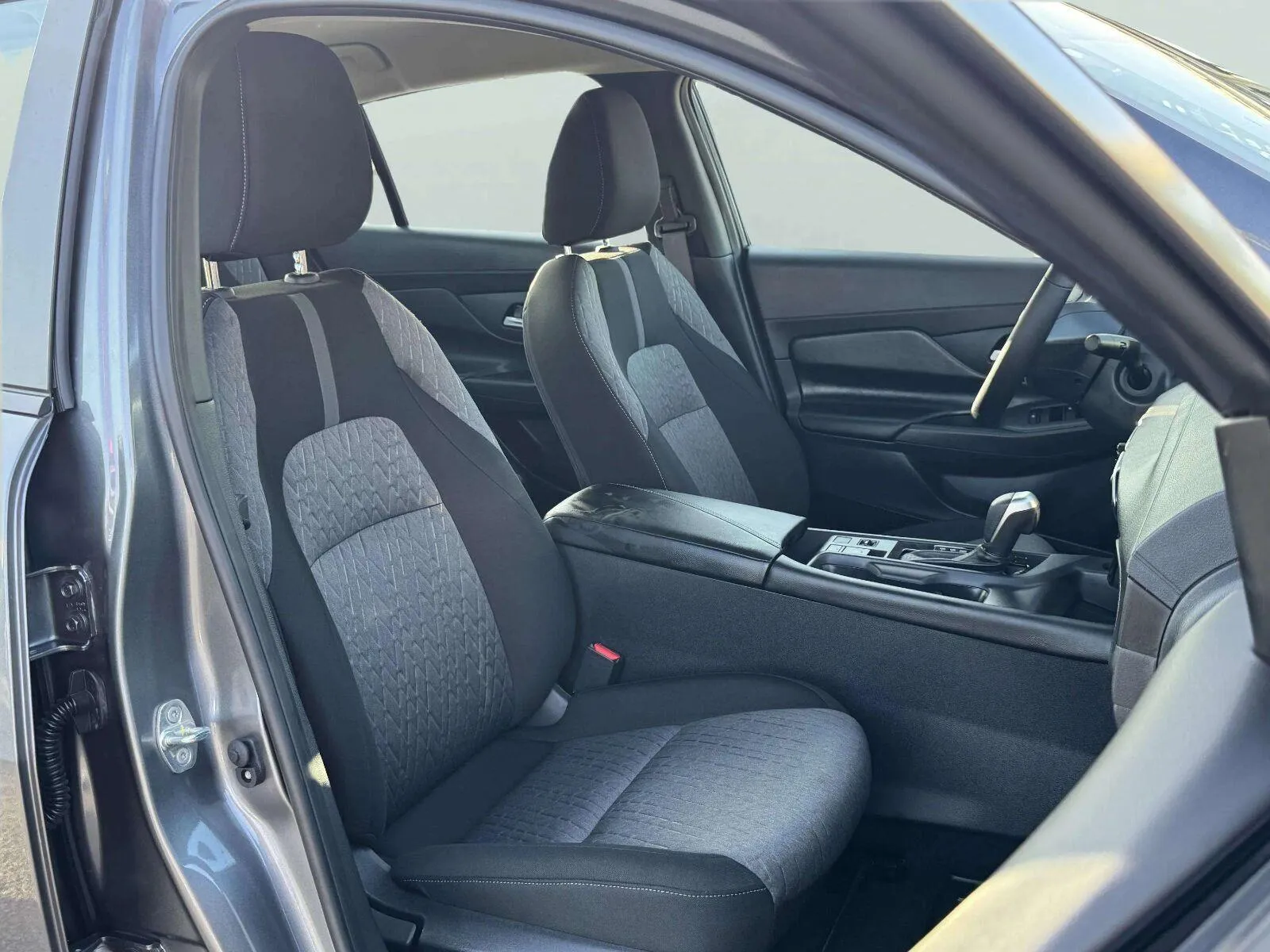 Nissan Sentra photo 36