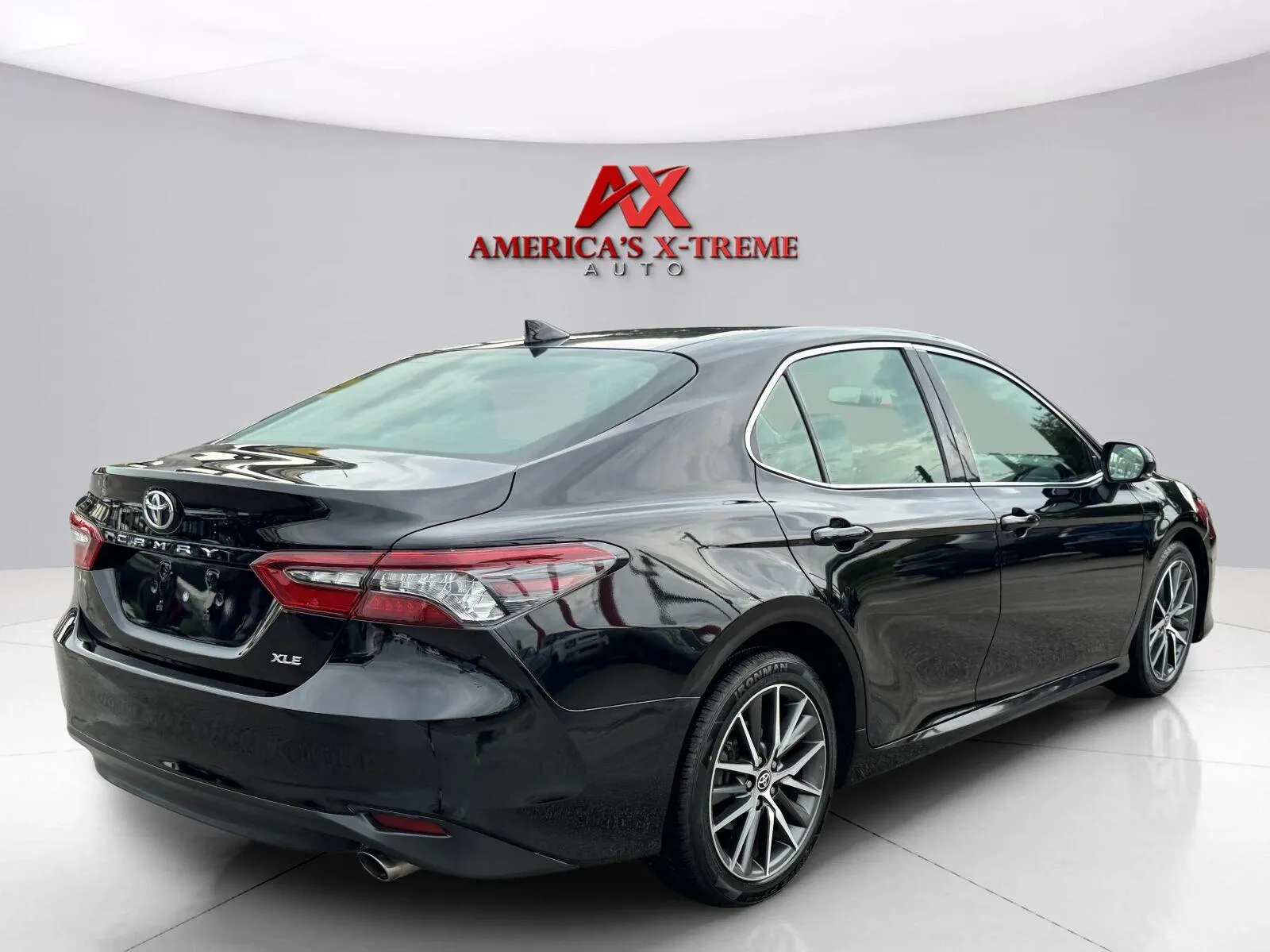 Toyota Camry photo 6