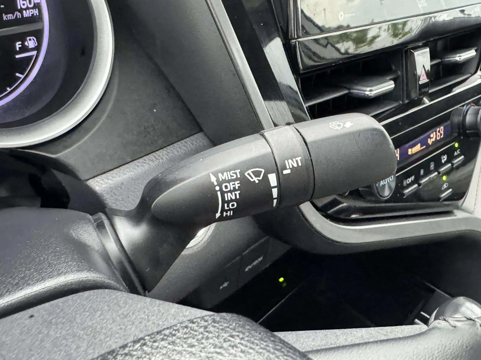 Toyota Camry photo 22