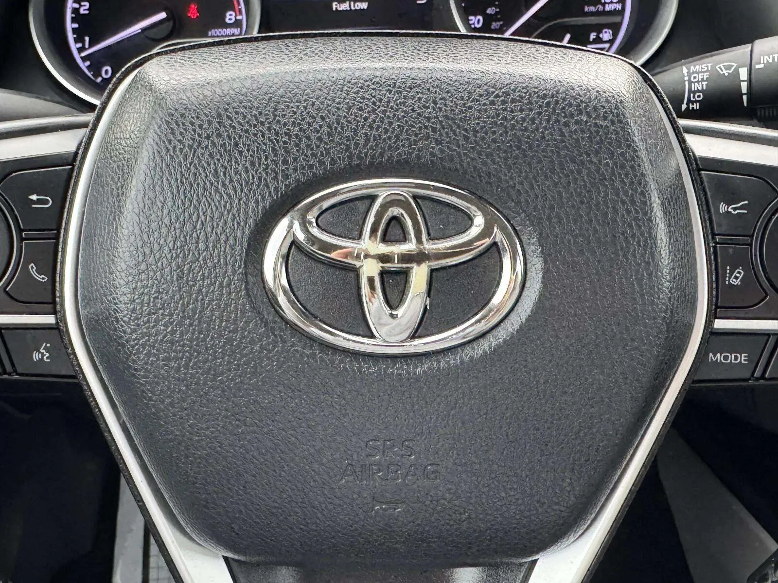 Toyota Camry photo 24