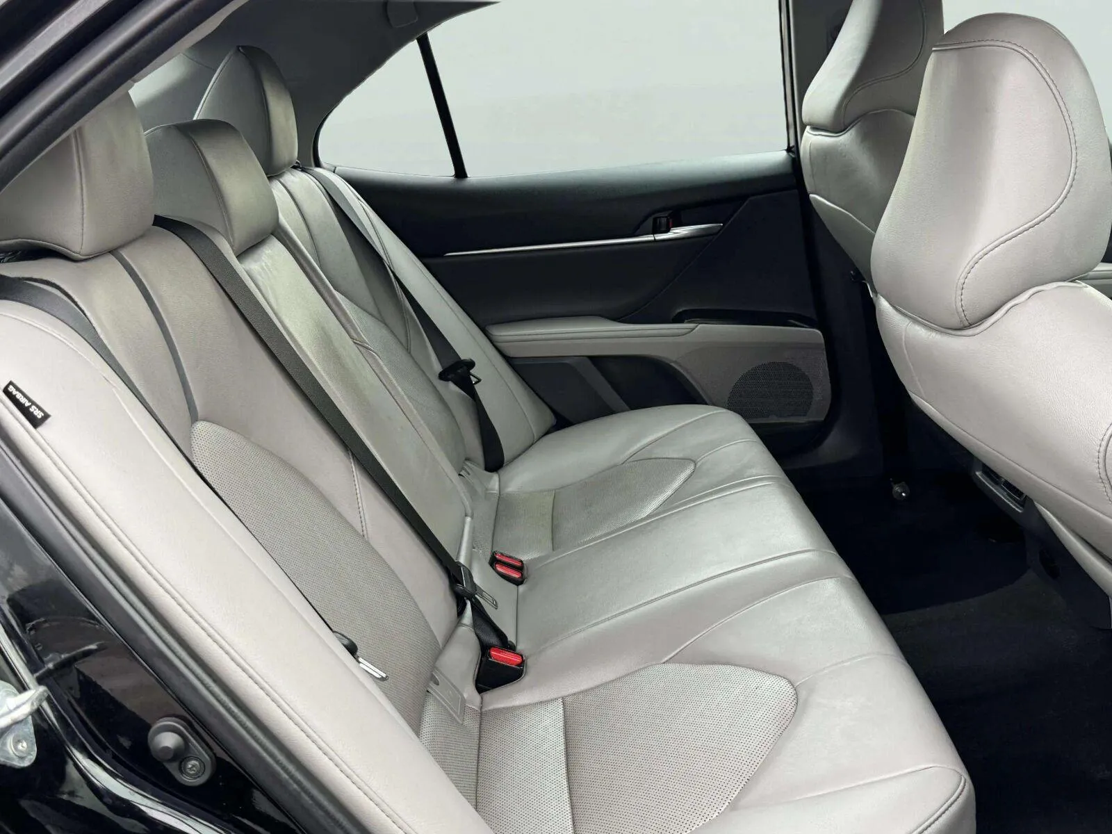 Toyota Camry photo 33