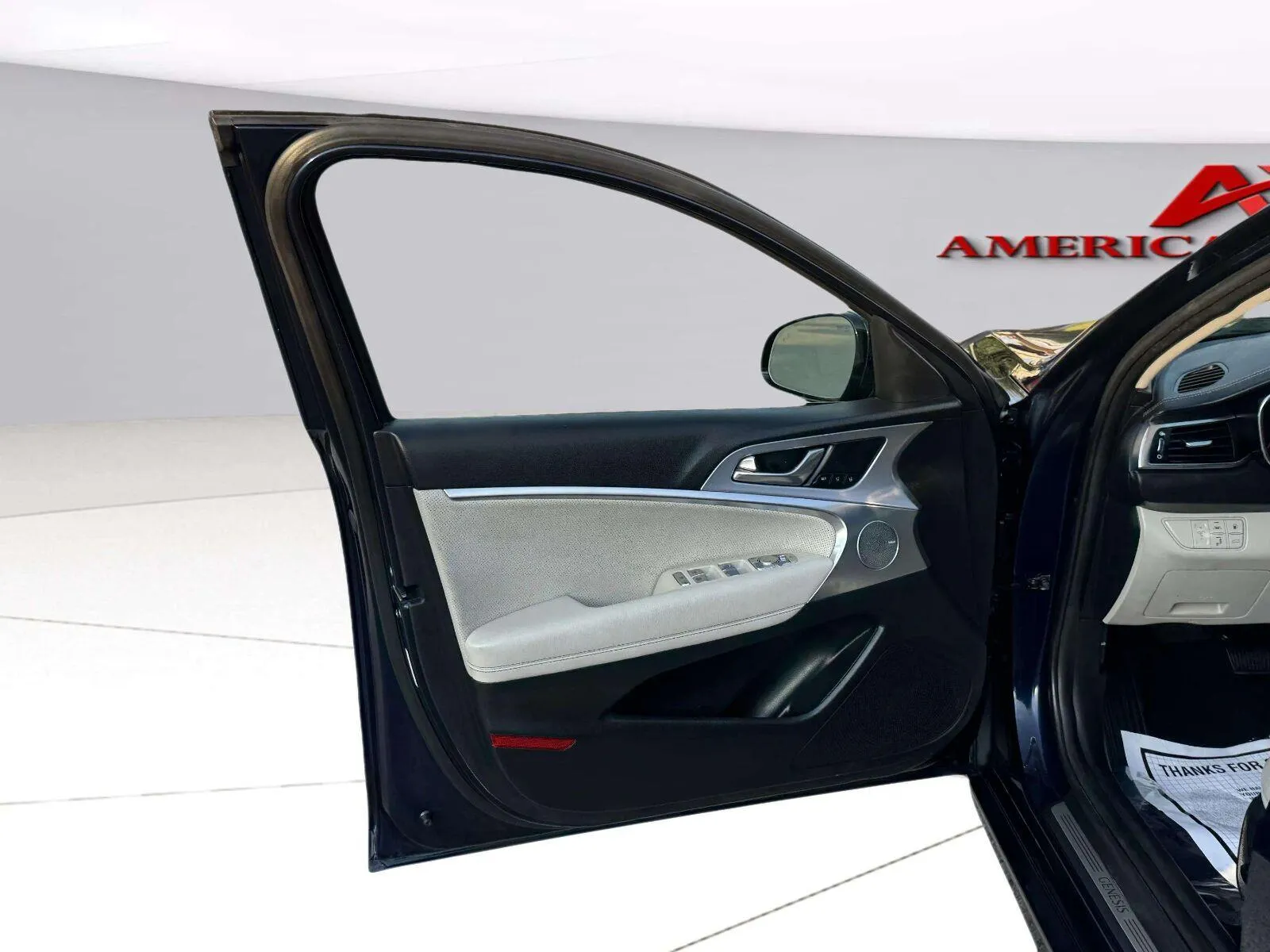 Genesis G70 photo 11