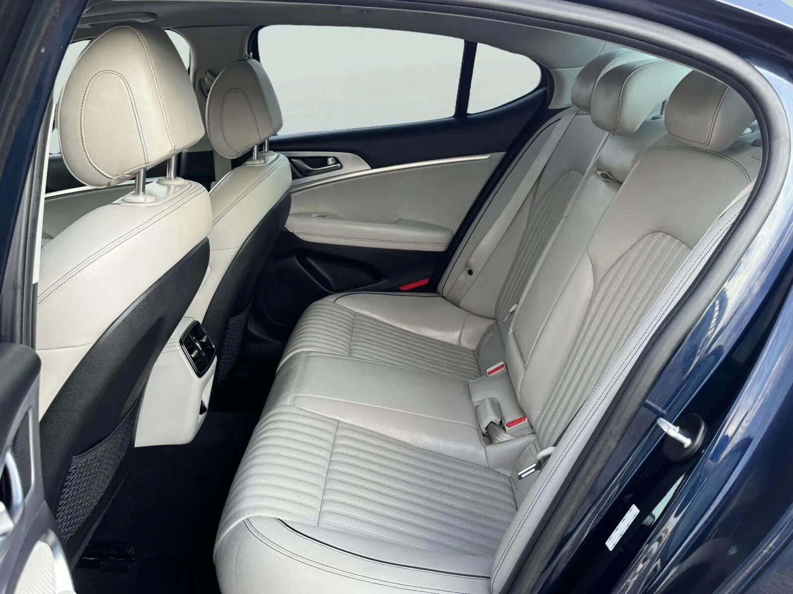 Genesis G70 photo 23