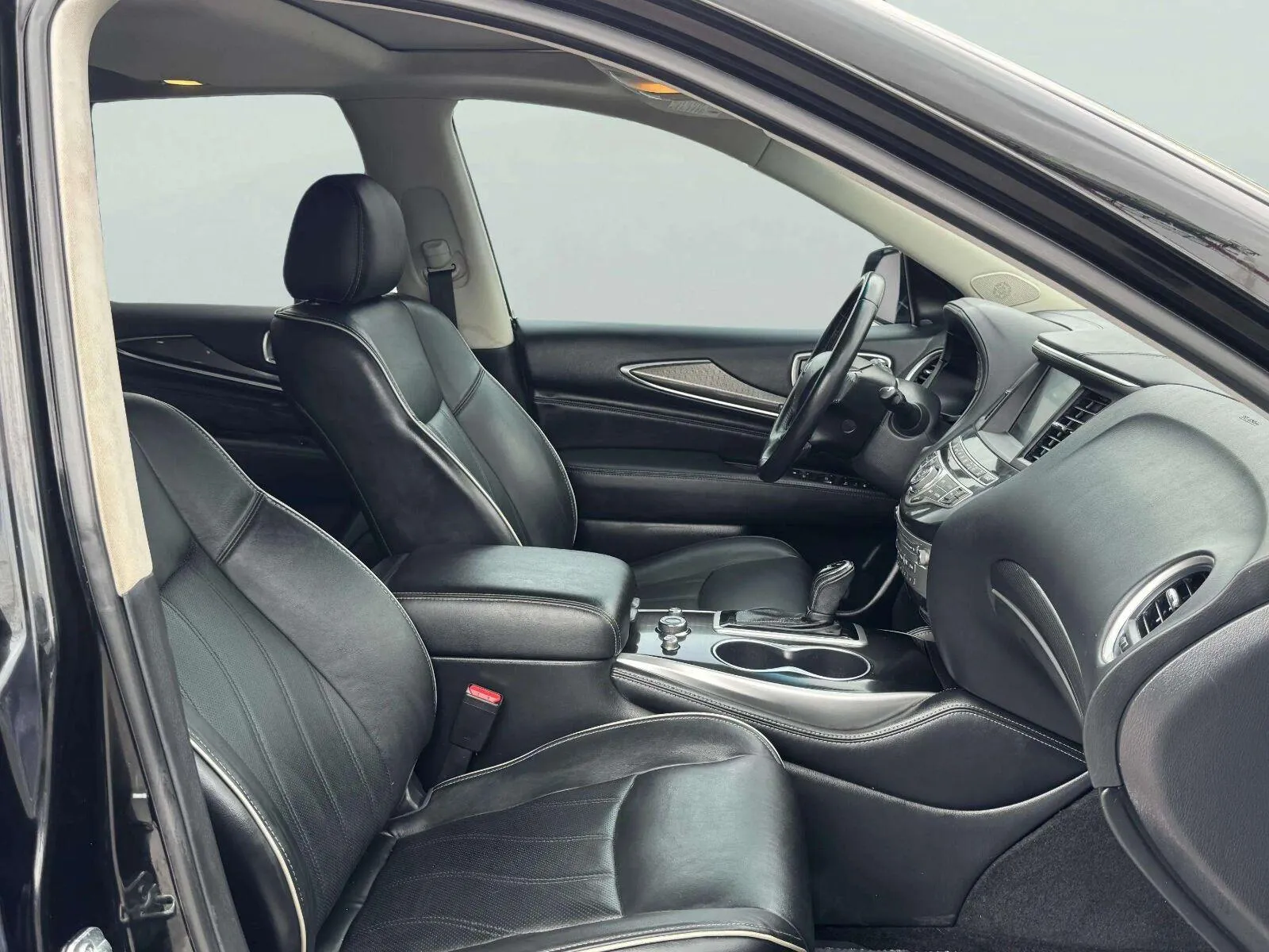 Infiniti QX60 photo 39
