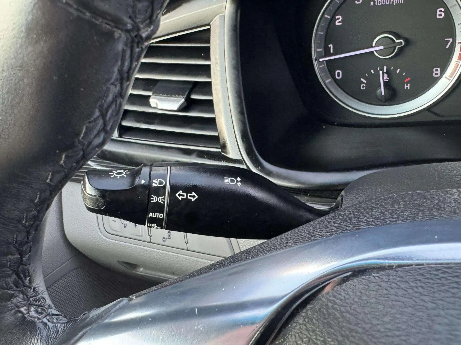 Hyundai Sonata photo 17