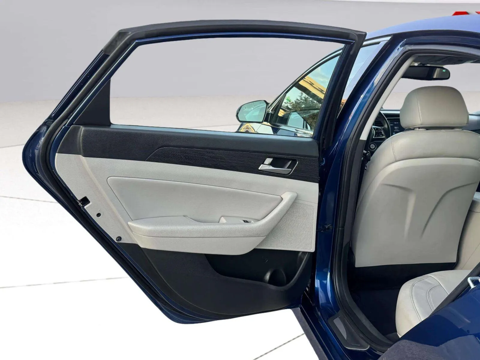 Hyundai Sonata photo 26