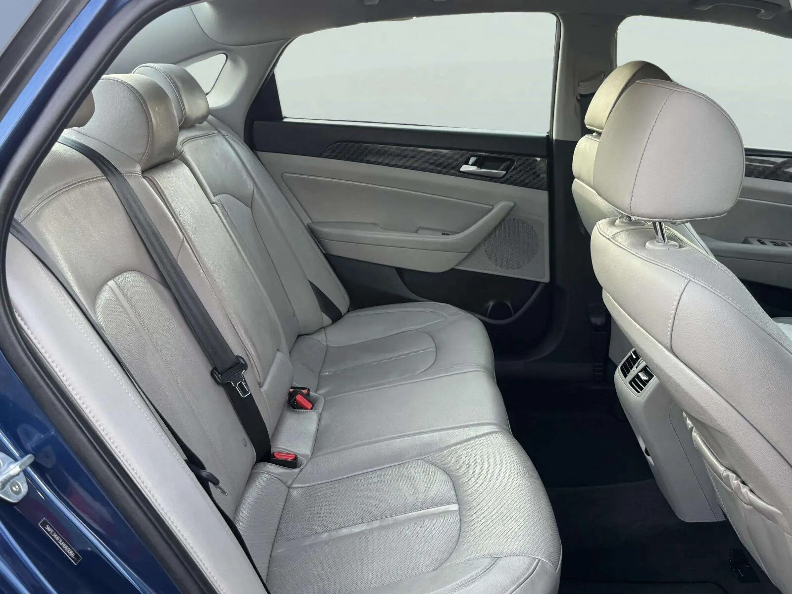 Hyundai Sonata photo 29