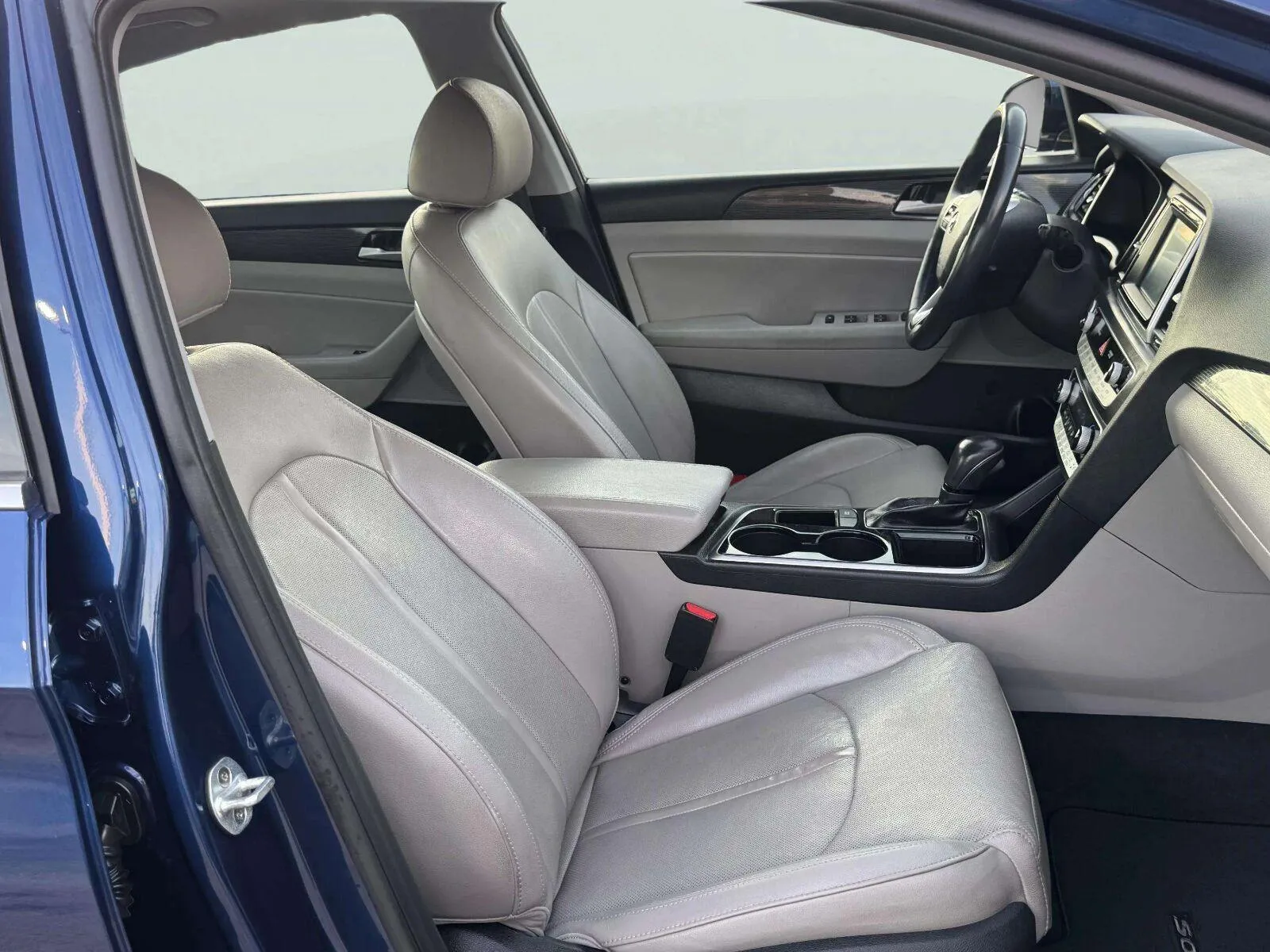 Hyundai Sonata photo 36