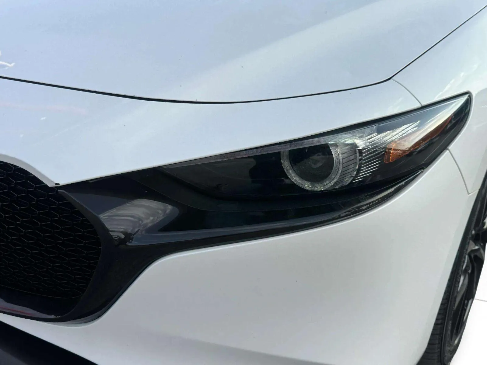 Mazda Mazda3 photo 12