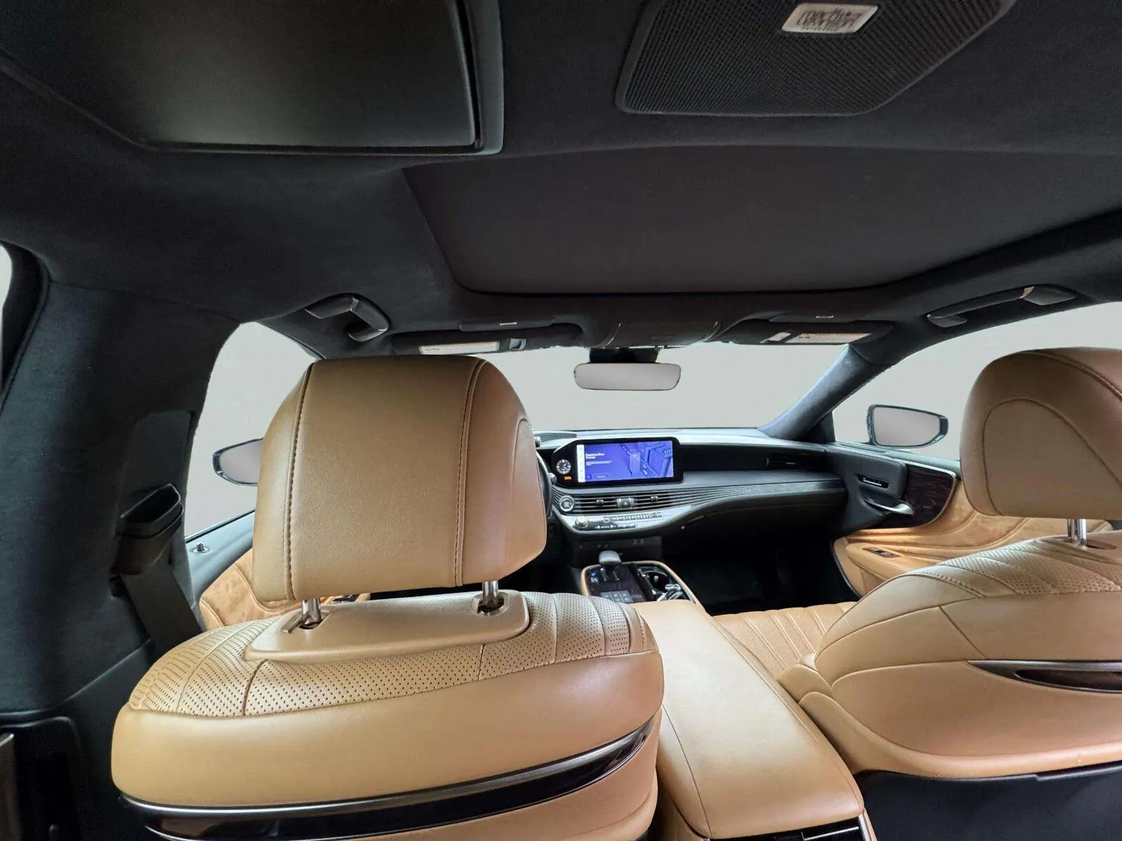 Lexus LS photo 39