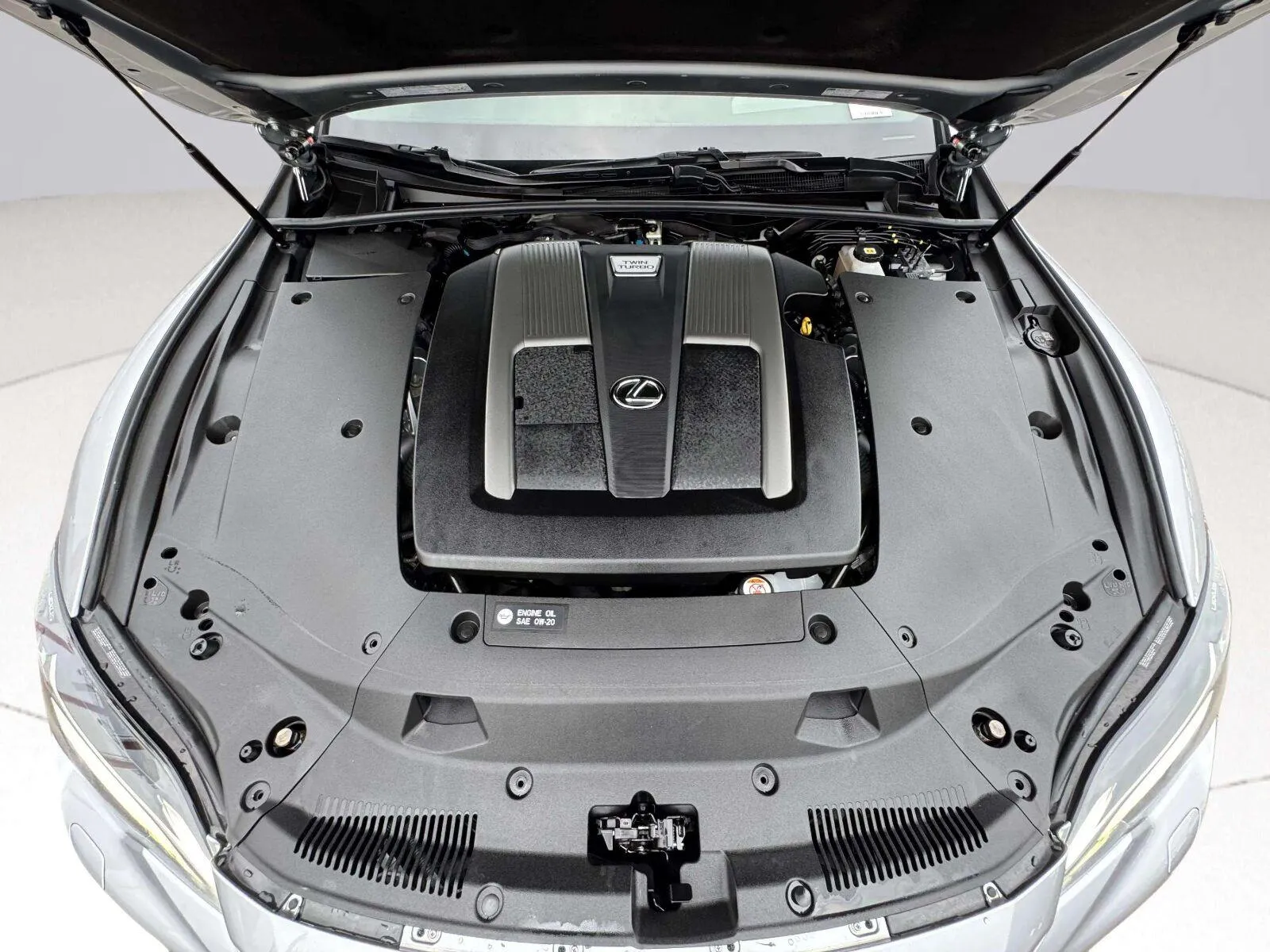 Lexus LS photo 53