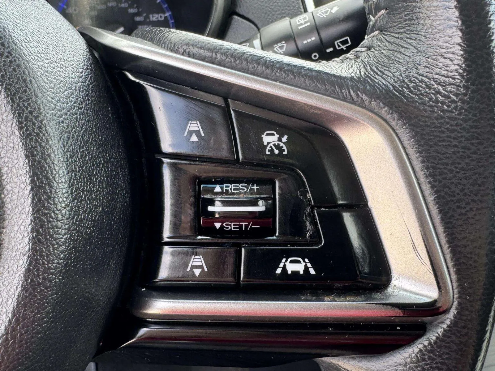 Subaru Outback photo 25