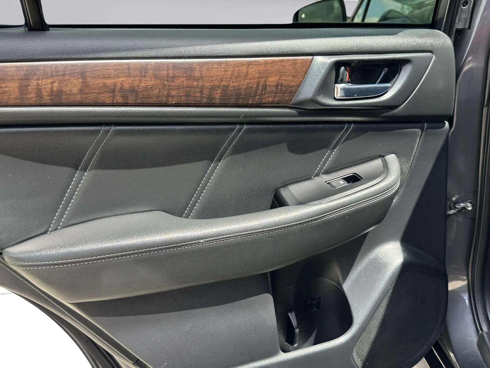 Subaru Outback photo 31