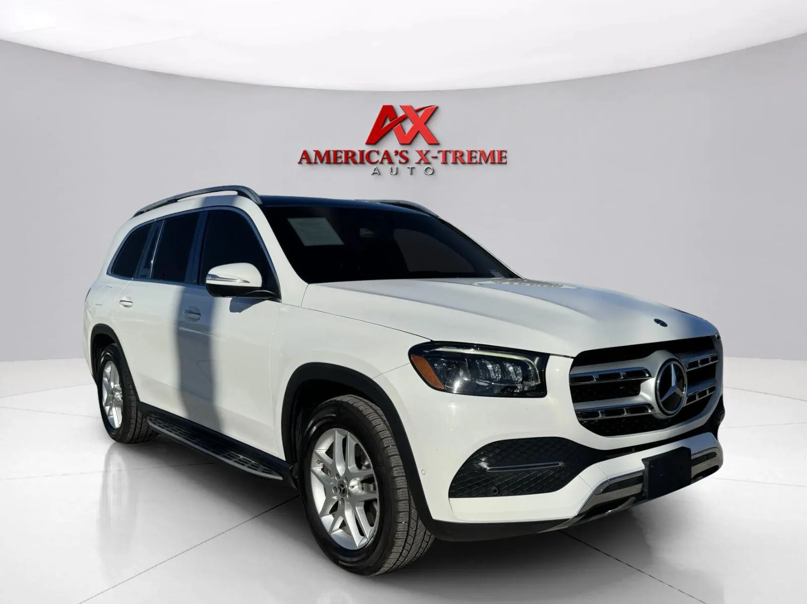 Mercedes-Benz GLS photo 8