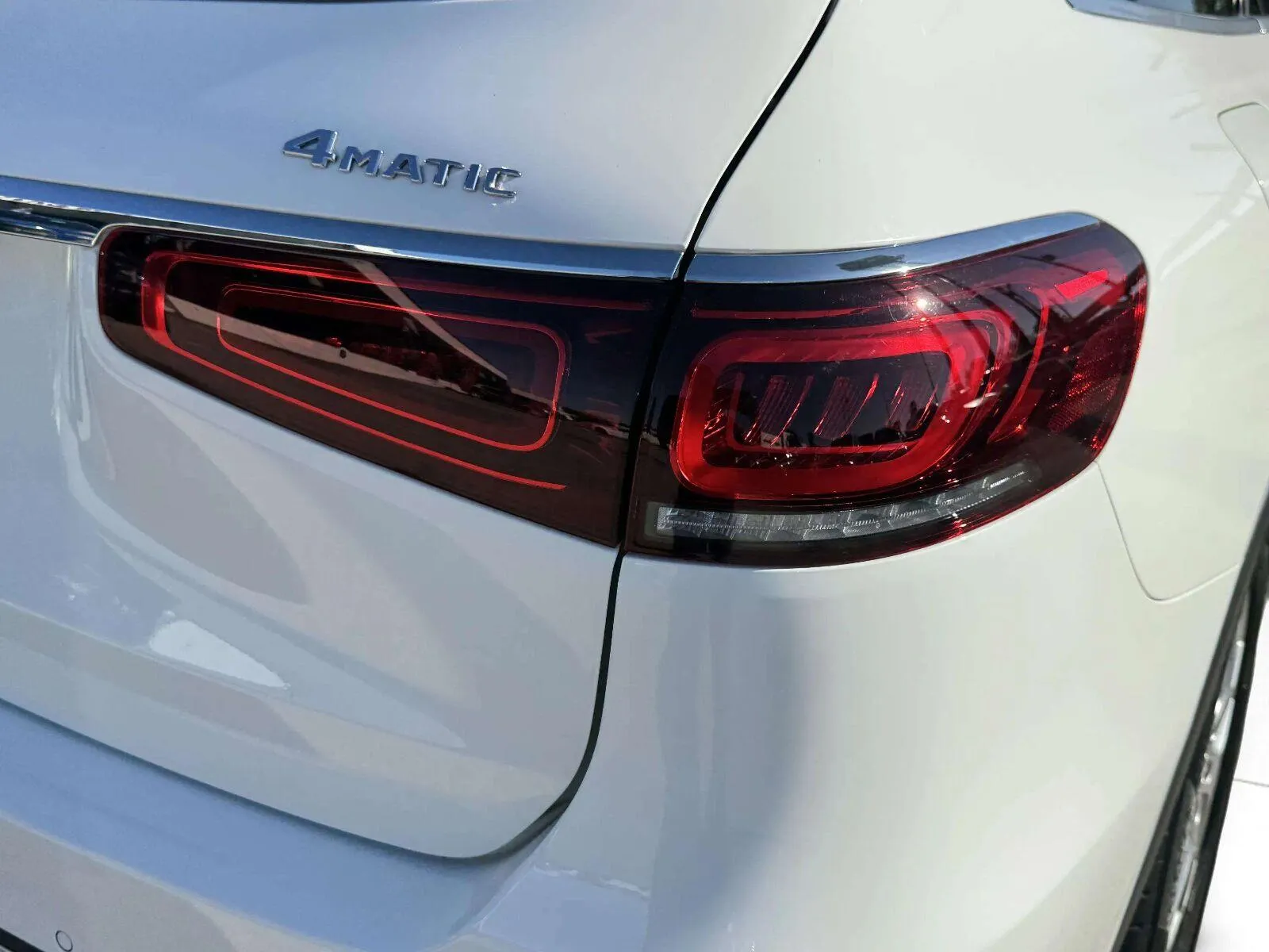 Mercedes-Benz GLS photo 15
