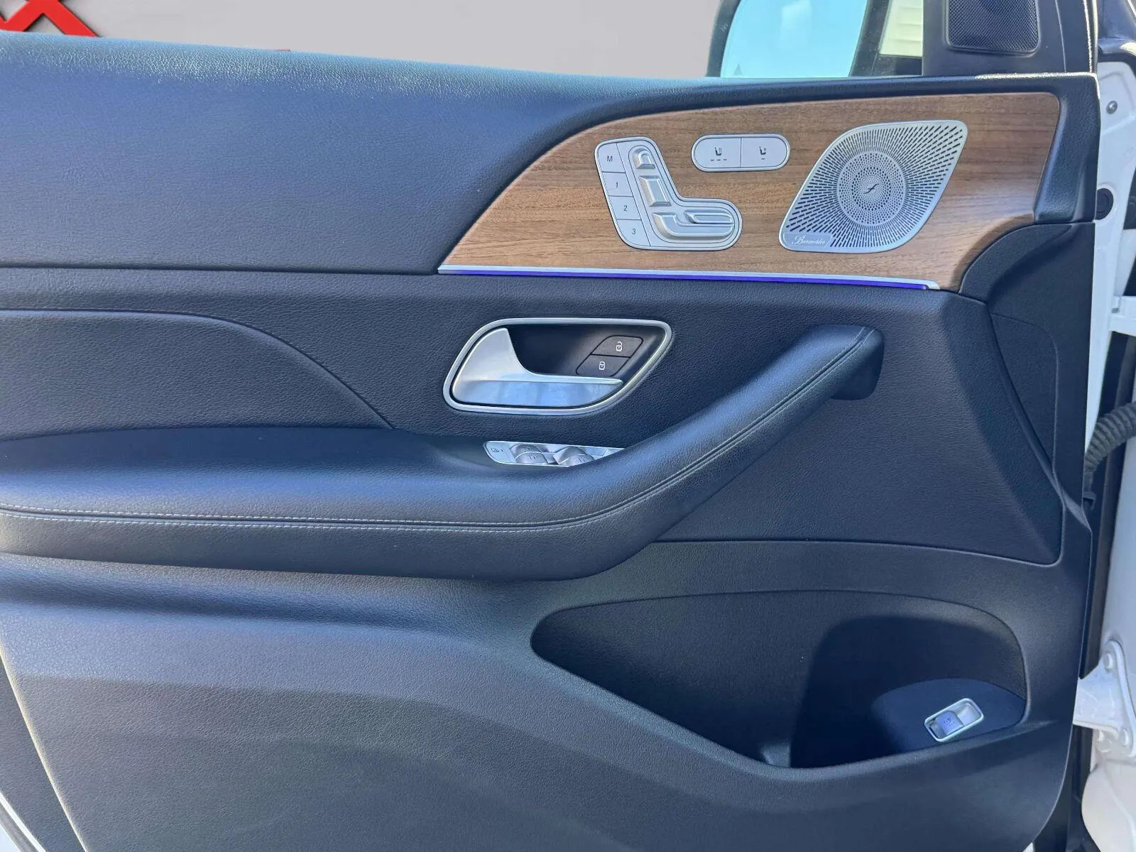 Mercedes-Benz GLS photo 18