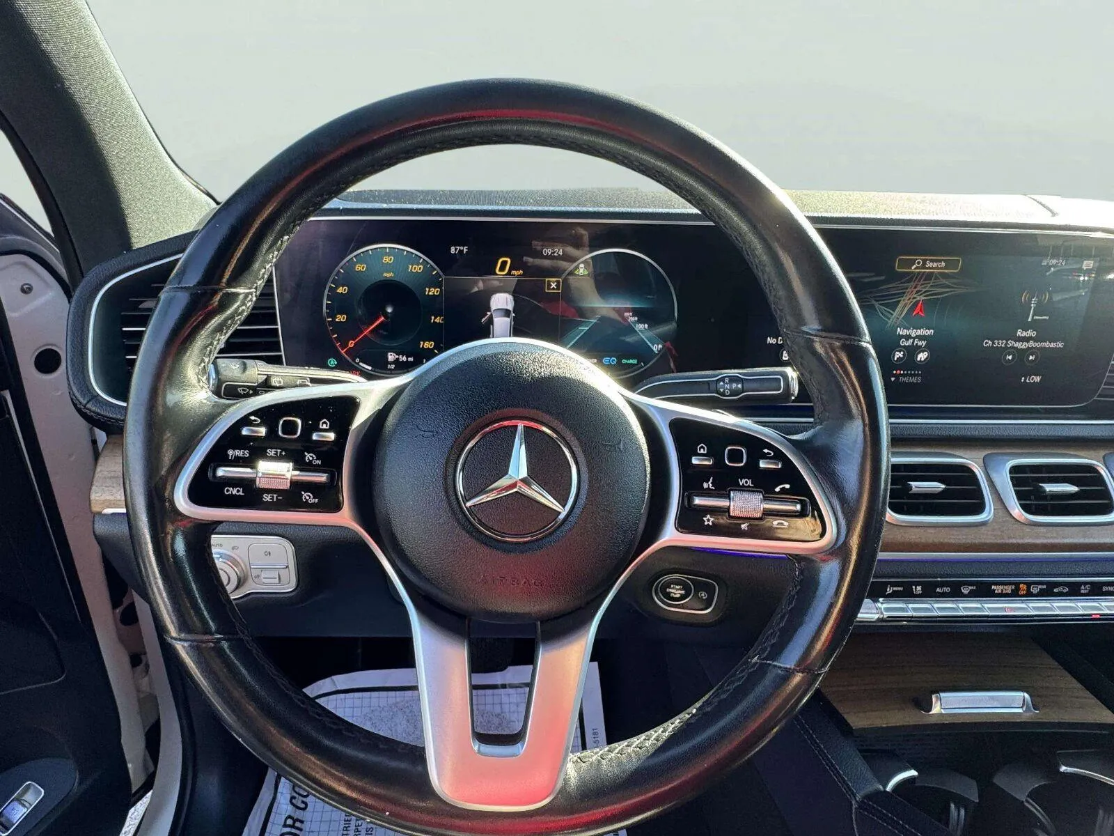 Mercedes-Benz GLS photo 26