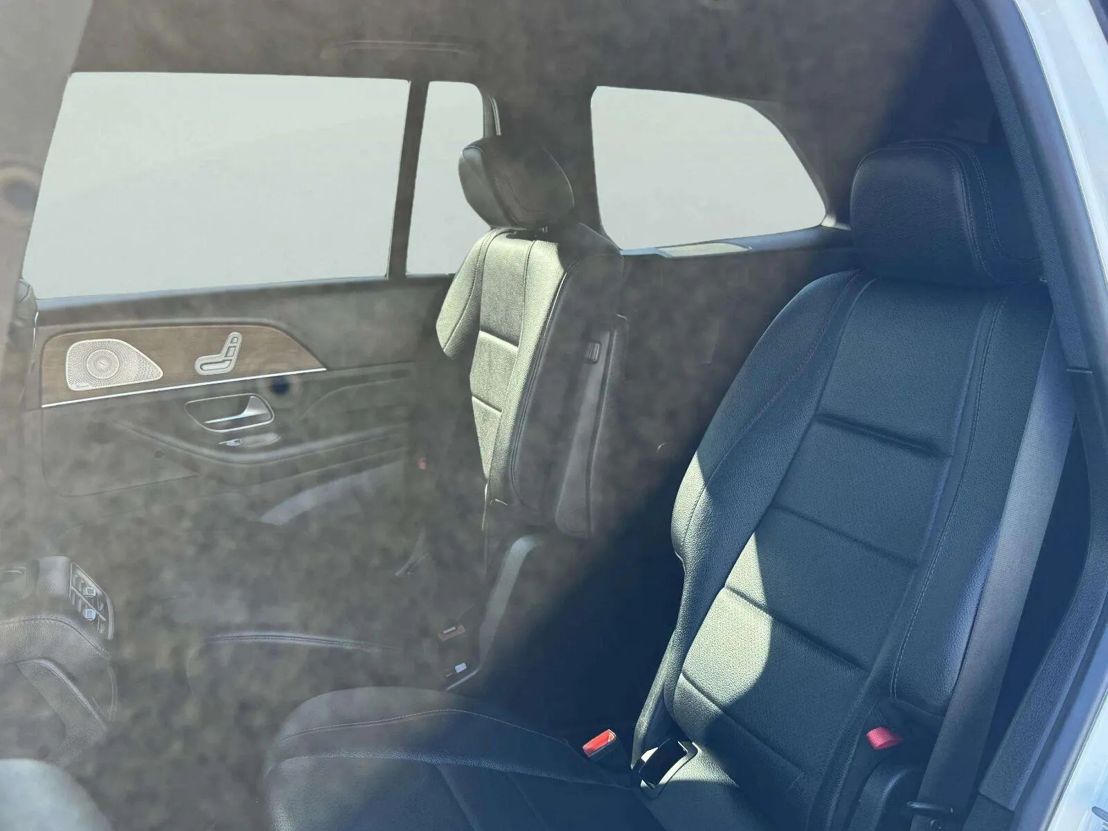 Mercedes-Benz GLS photo 32