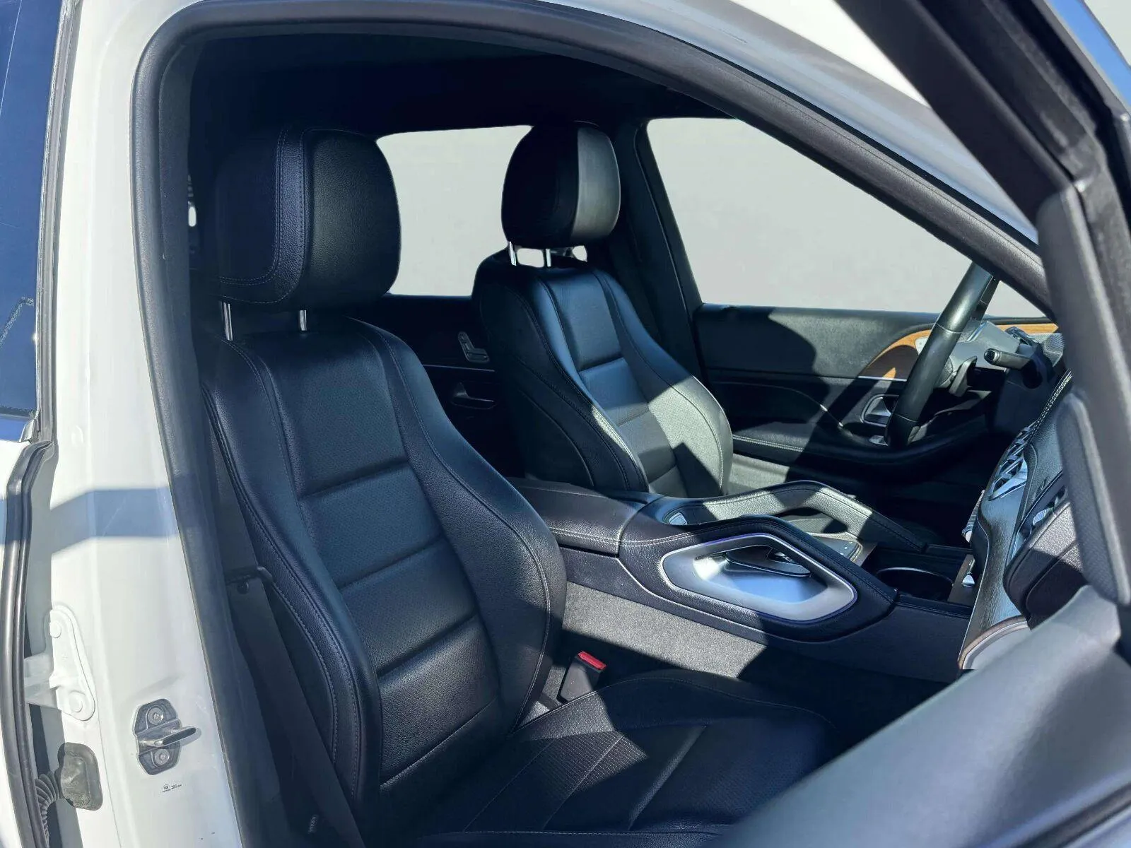 Mercedes-Benz GLS photo 40