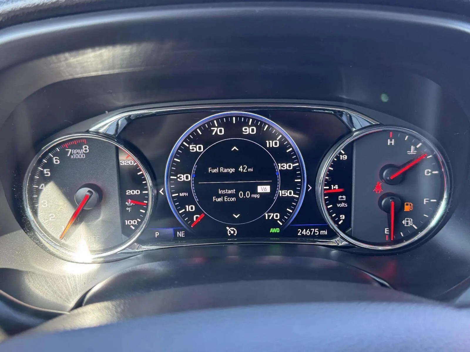 GMC Acadia photo 13