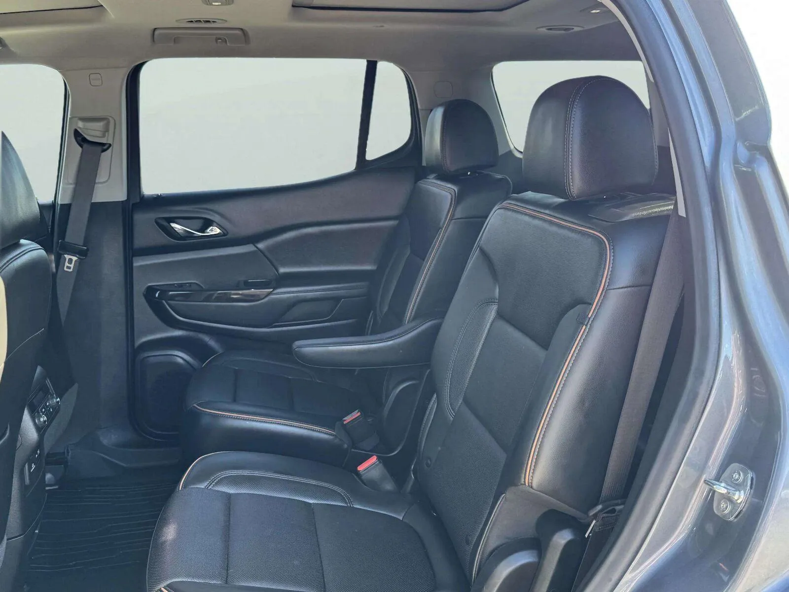 GMC Acadia photo 22