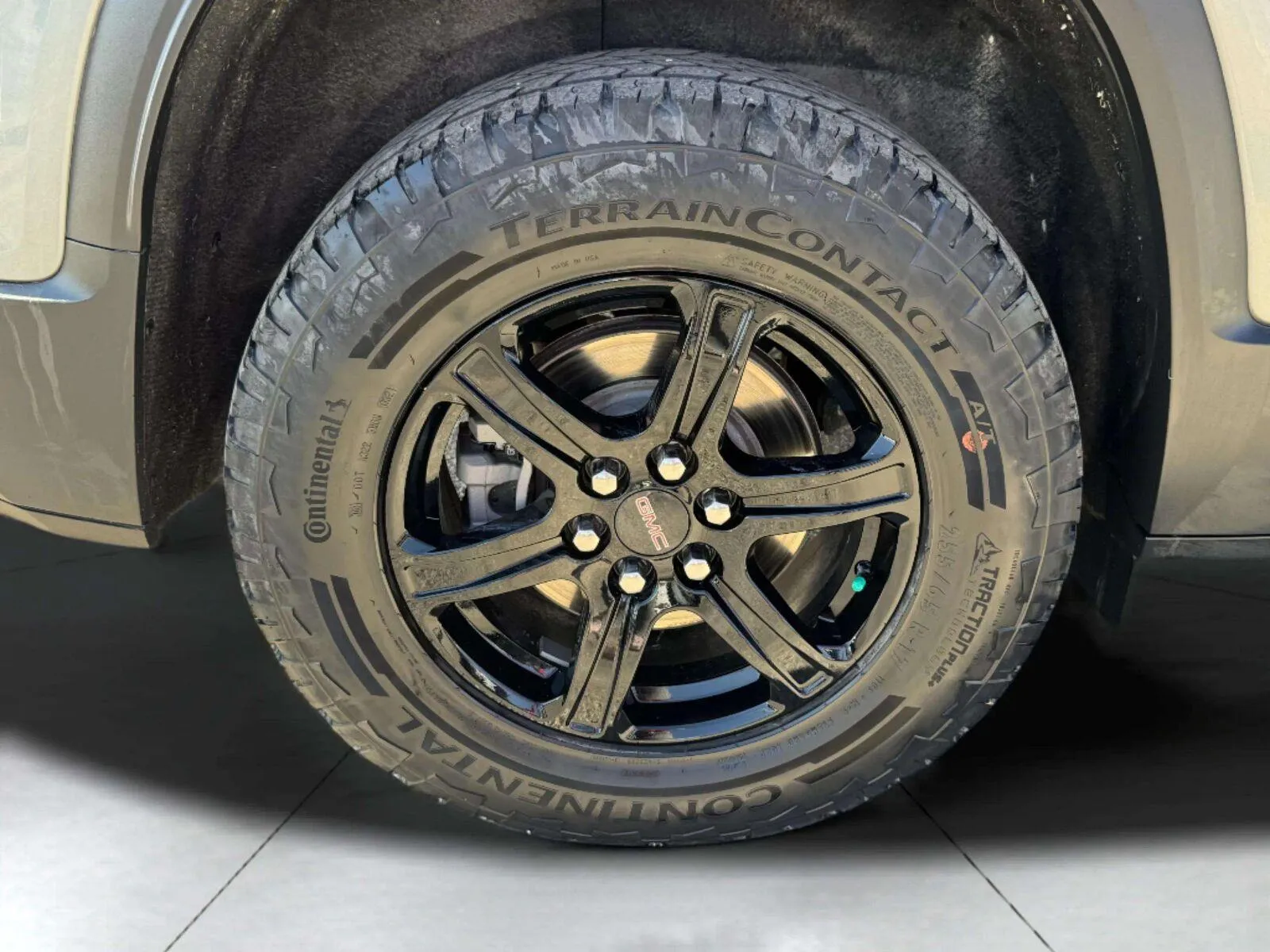 GMC Acadia photo 41