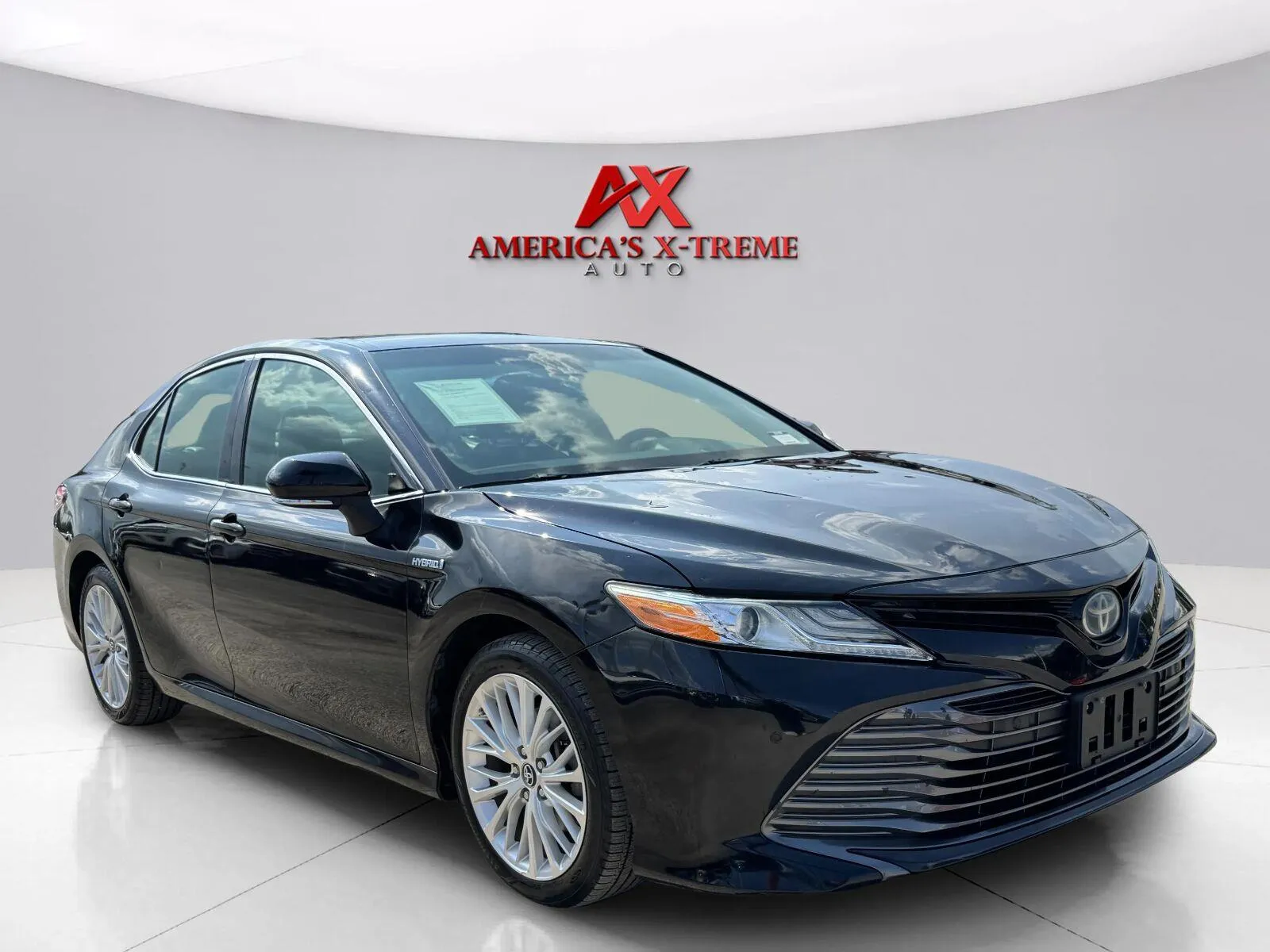Toyota Camry photo 8