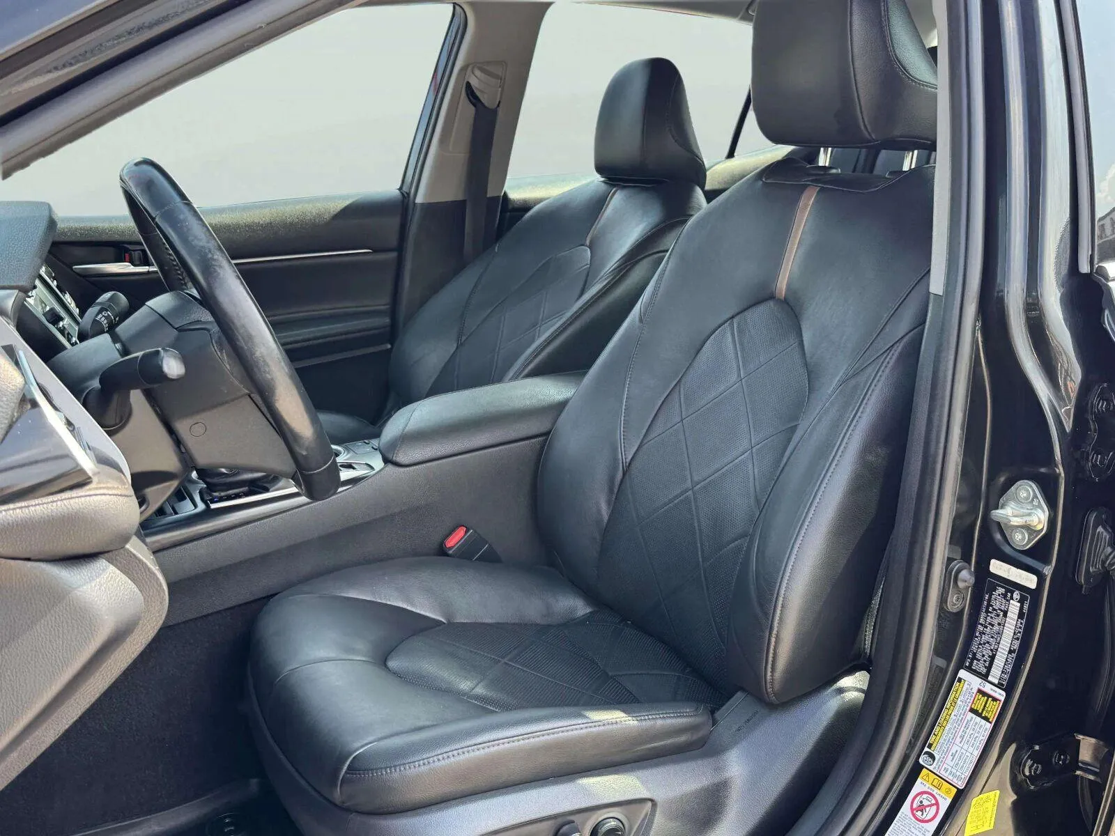Toyota Camry photo 19