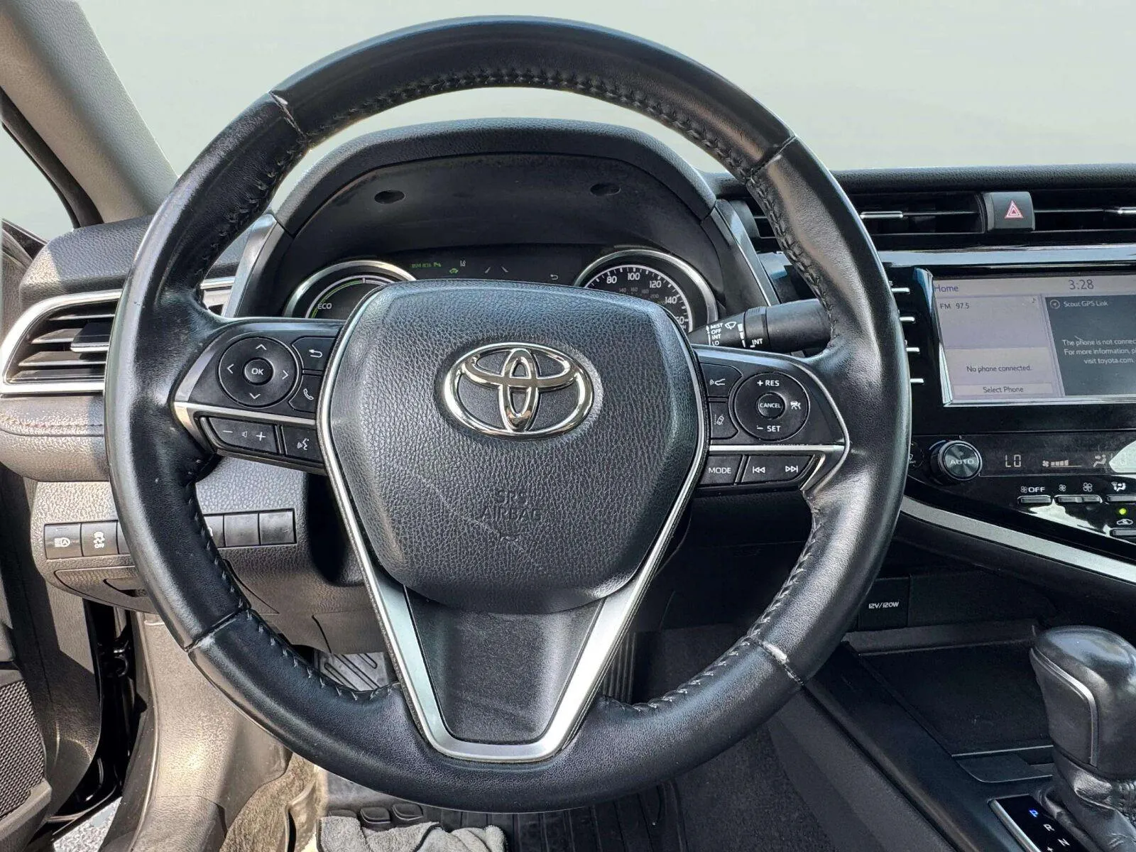 Toyota Camry photo 26