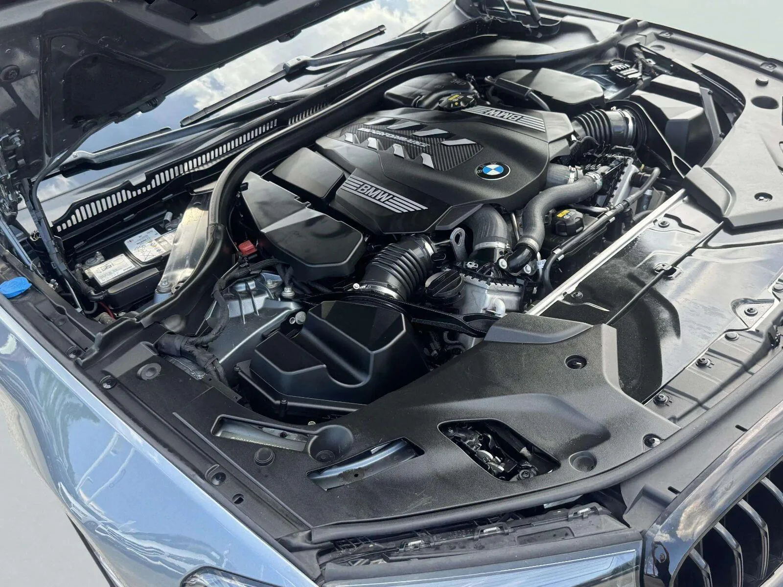 BMW 5 Series photo 50