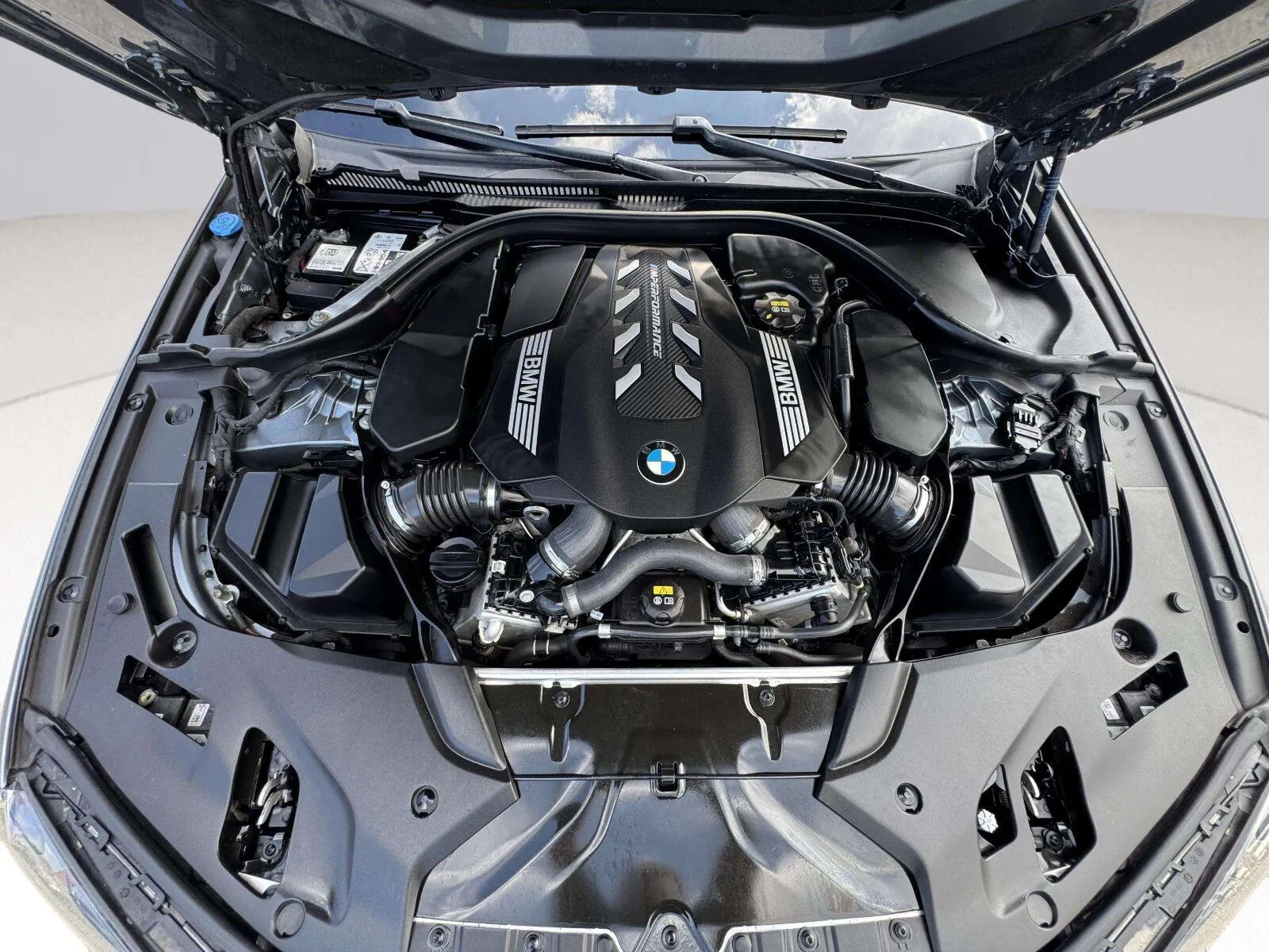 BMW 5 Series photo 52
