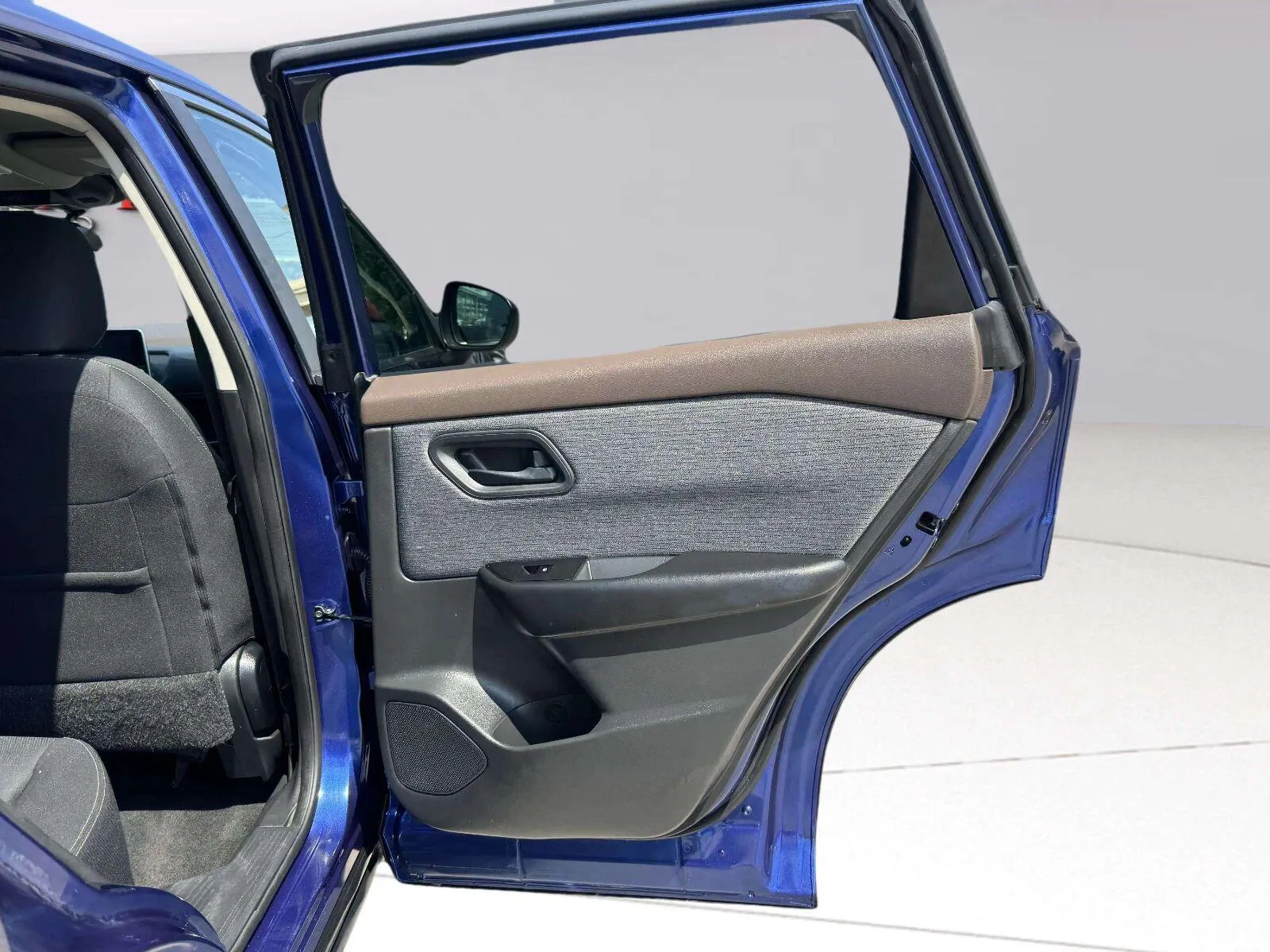 Nissan Rogue photo 35