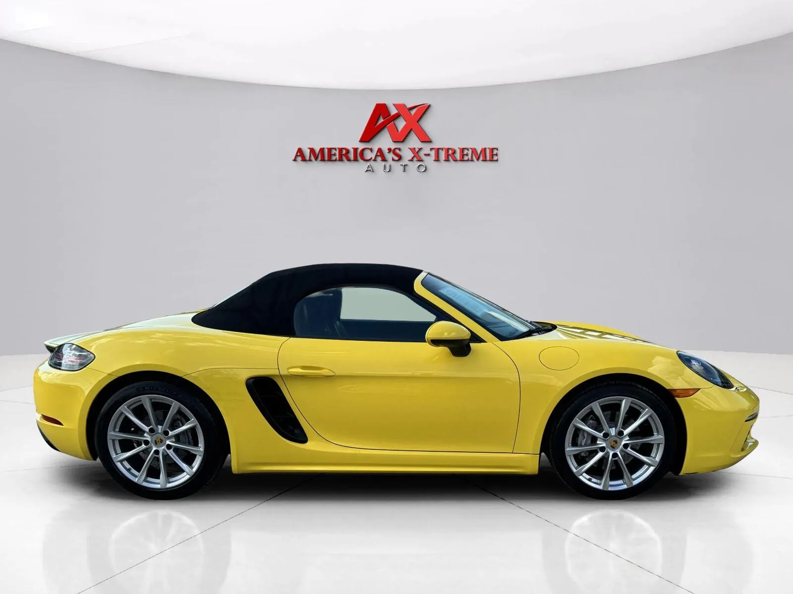 Porsche 718 Boxster photo 7