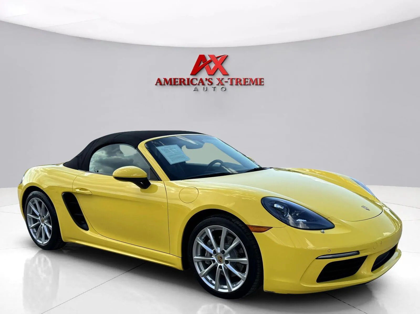 Porsche 718 Boxster photo 8