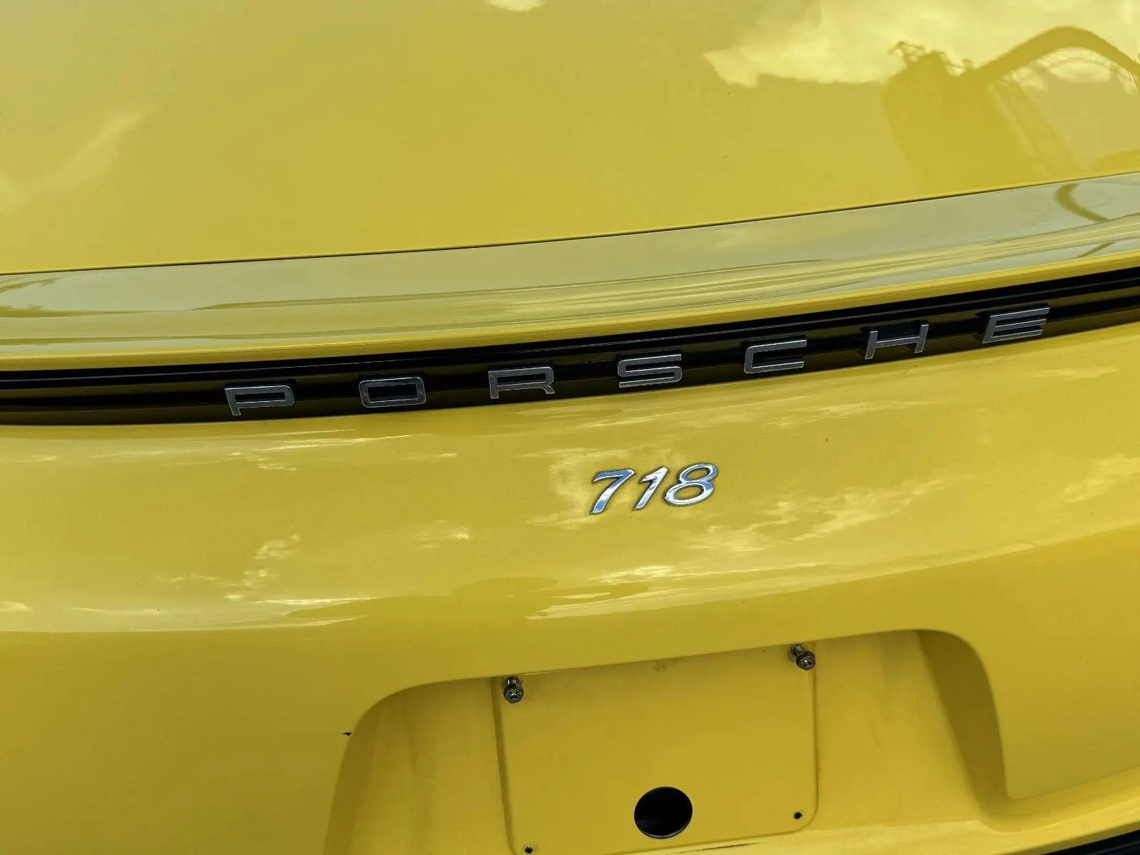 Porsche 718 Boxster photo 16